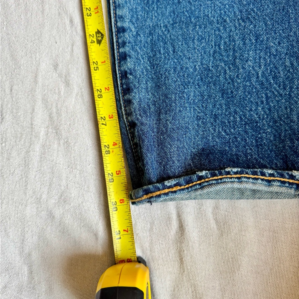 Levi's Premium Selvedge 501 ST Slim Straight Jeans in Medium Blue Wash - Picture 4 of 11
